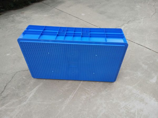 stackable plastic storage bins